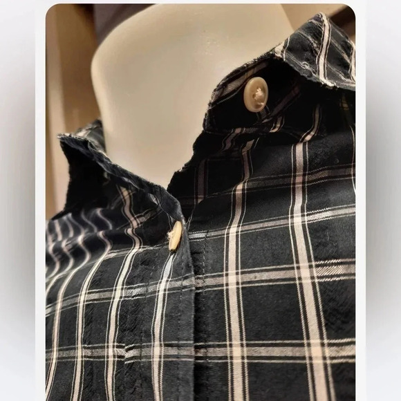Roots Black White Plaid Long Sleeve Button Down Shirt Size Large - Picture 9 of 13